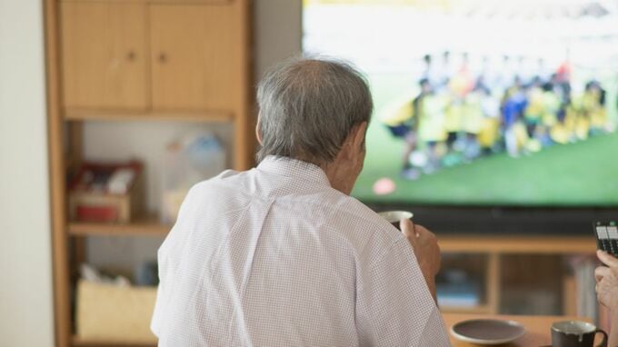 「食べて、テレビ観て、昼寝して」を繰り返す老後でした…貯蓄6,000万円超・68歳年金男性の“あり余る時間”を満たした「まさかの日課」