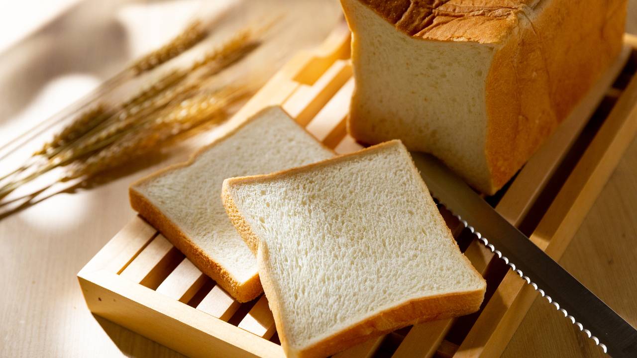 都道府県「パン消費額」ランキング…「高級食パン店」、続々閉店の影響は？