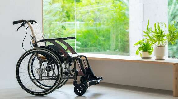 後悔しています…年金月30万円・総資産9,000万円「備えは十分」の78歳夫婦。高級老人ホーム入居後に知った〈厳しい現実〉