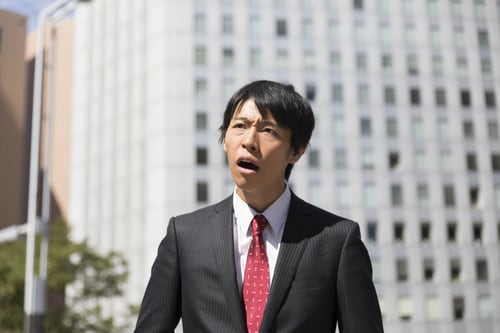 有名な税理士の先生と聞いて信頼していたのに……。 （画像はイメージです／PIXTA）