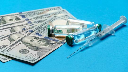 米実質金利上昇でも株式に「投資妙味あり」か?