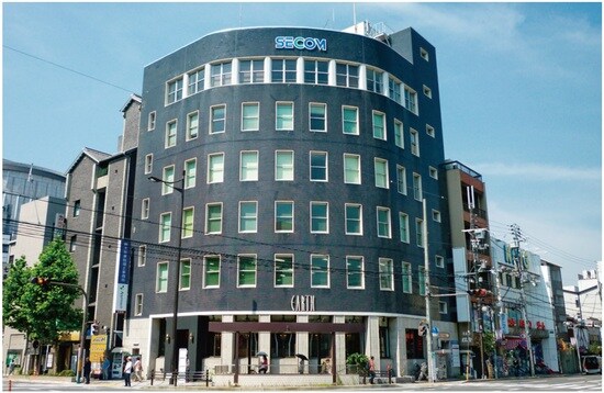 1937年 安井武雄建築事務所 京都市下京区烏丸通七条下ル東境町 出所:『京都・大阪・神戸 名建築さんぽマップ増補改訂版』(エクスナレッジ)より抜粋