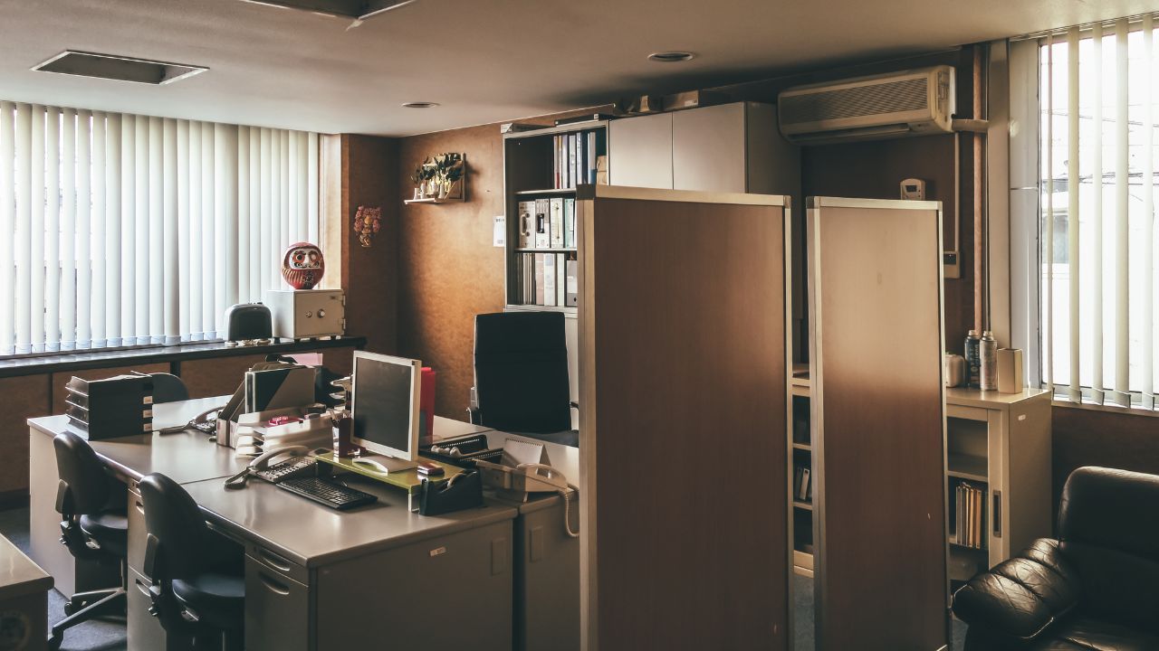 自力で稼げない“ゾンビ企業”は淘汰へ…会社員がいま持つべき「生き残る企業」を見抜く視点【人材のプロが解説】