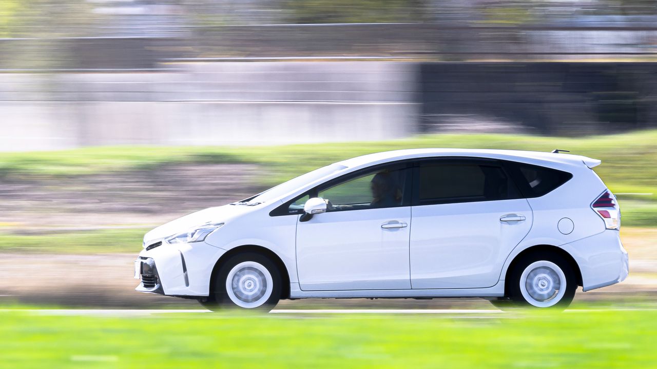 目を疑いました…退職金2,300万円・60歳夫婦、地方移住初日に見た「衝撃看板」の正体