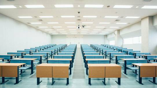 【過剰なリスクの心配ナシ】時間やお金をかけず「大学教授」になる方法