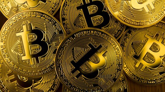 Google量子コンピュータ開発成功…ビットコインは買いか?