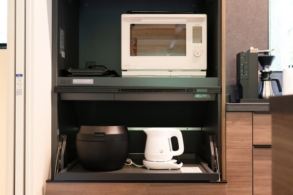 Panasonicの炊飯器、電子レンジ、T-falの電気ケトル