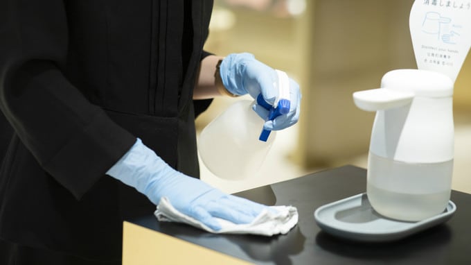 「お金ない生活できない」夫がコロナ感染したエリート妻の壮絶