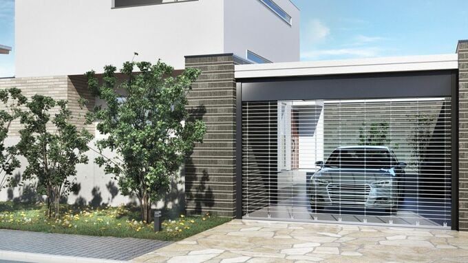 「実家は金持ち」のはずが…まさかの「借金1億2,000万円」に29歳息子、愕然。庭付き戸建て・ガレージには外車も、父の死で露呈した「ハリボテの裕福」