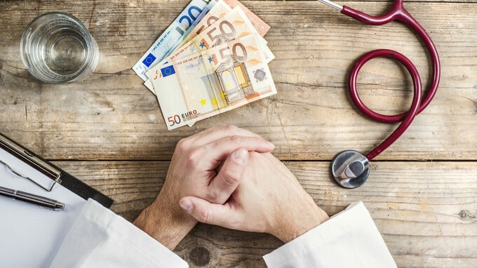 財源の分捕り合戦!? 診療報酬制度が「病院崩壊」を招くワケ