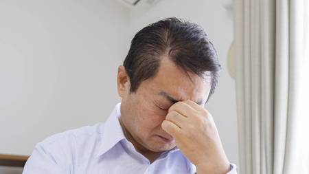 毎月、厳しい…（※画像はイメージです／PIXTA）