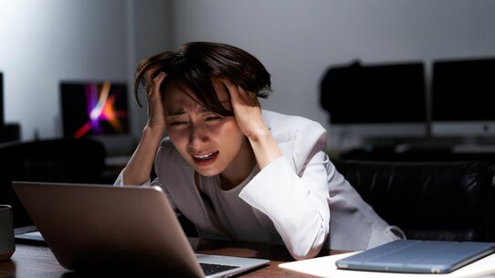 悪質な書き込みへの“返信”が名誉毀損に!開示請求は拒否できる?【弁護士が解説】