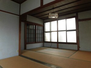 写真⑨ 床（ビフォー）