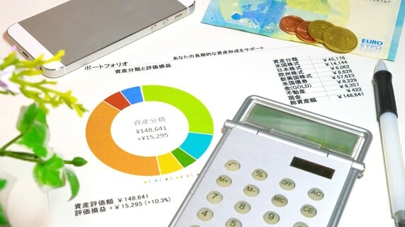 「資産は預貯金だけ」で大丈夫？…近い将来、日本に降りかかるかもしれない「恐ろしいリスク」の正体【経済評論家が警告】