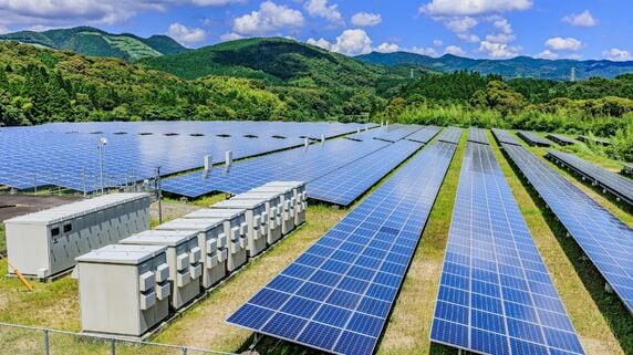 「高い」「怪しい」はもう古い？〈太陽光発電〉の驚くべき進化と投資のリアル