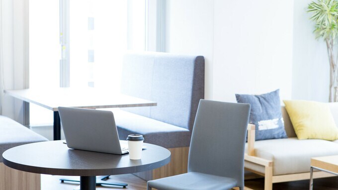 街中に「コワーキングオフィス」…急増の背景にある様々な事情