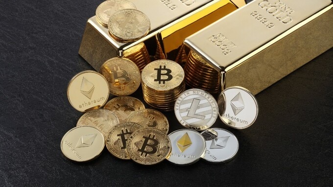 ビットコインと金、ポートフォリオ内で共存可能か？