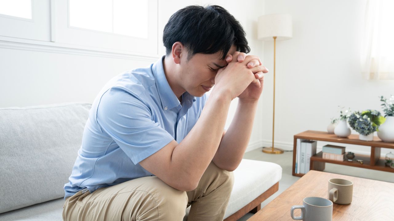 「新NISA、正しいのか…？」月7万円を投資する〈手取り21万円〉24歳ベンチャー社員。同期との“決定的な差”を前に、抱いた「ある違和感」