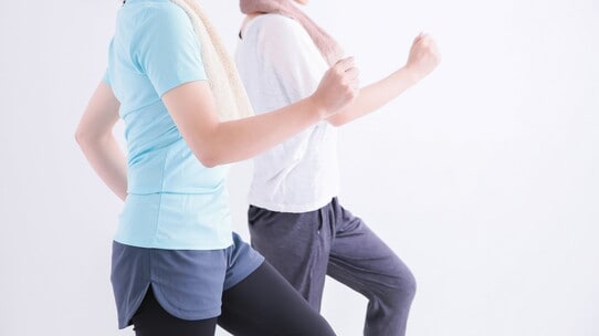 変形性膝関節症のしてはいけない運動「1日1万歩」の落とし穴