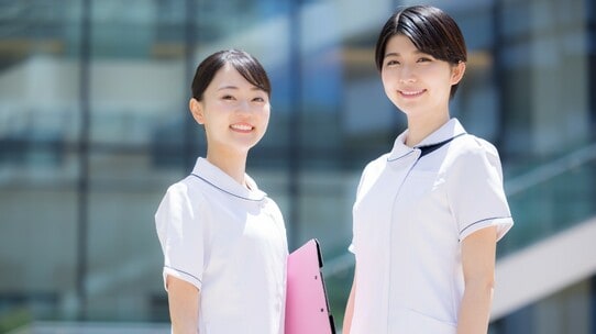 人手不足の医療業界、いますぐ人材が欲しいが...ベテラン社労士が教える「採用時、慎重に確認すべきポイント」とは？