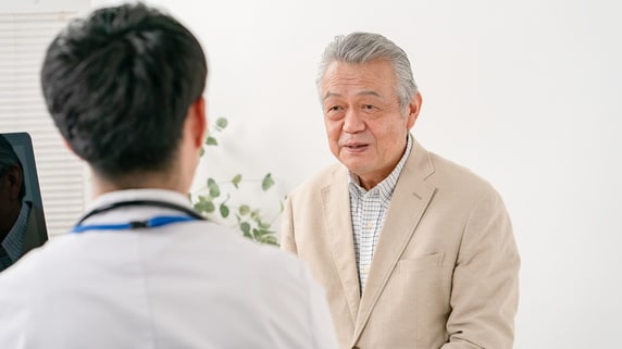 いつも適切な治療が受けられる患者が、診察室で向き合った医師に「絶対いわない」こと【医師が解説】