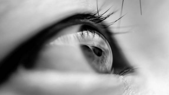 日本人の「大人の視力低下」で最も多い原因は？…眼科医が解説