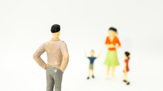 増える「子連れ再婚」…ステップファミリーにまつわる法知識