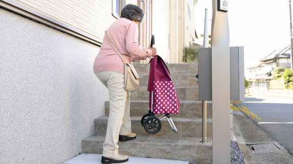 「もうここにはいられない」83歳母、サ高住入居からわずか2週間。長男宅を電撃訪問→明かした“思いがけない本音”