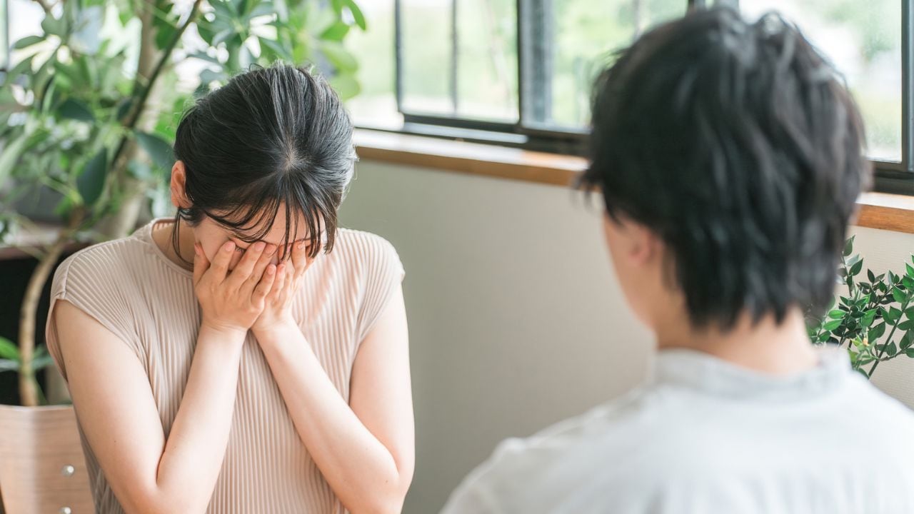 「やっぱり今からでも…」43歳夫の“まさかの提案”に41歳妻が絶句。世帯年収2,200万円・40代エリート夫婦に生じた「決定的な亀裂」