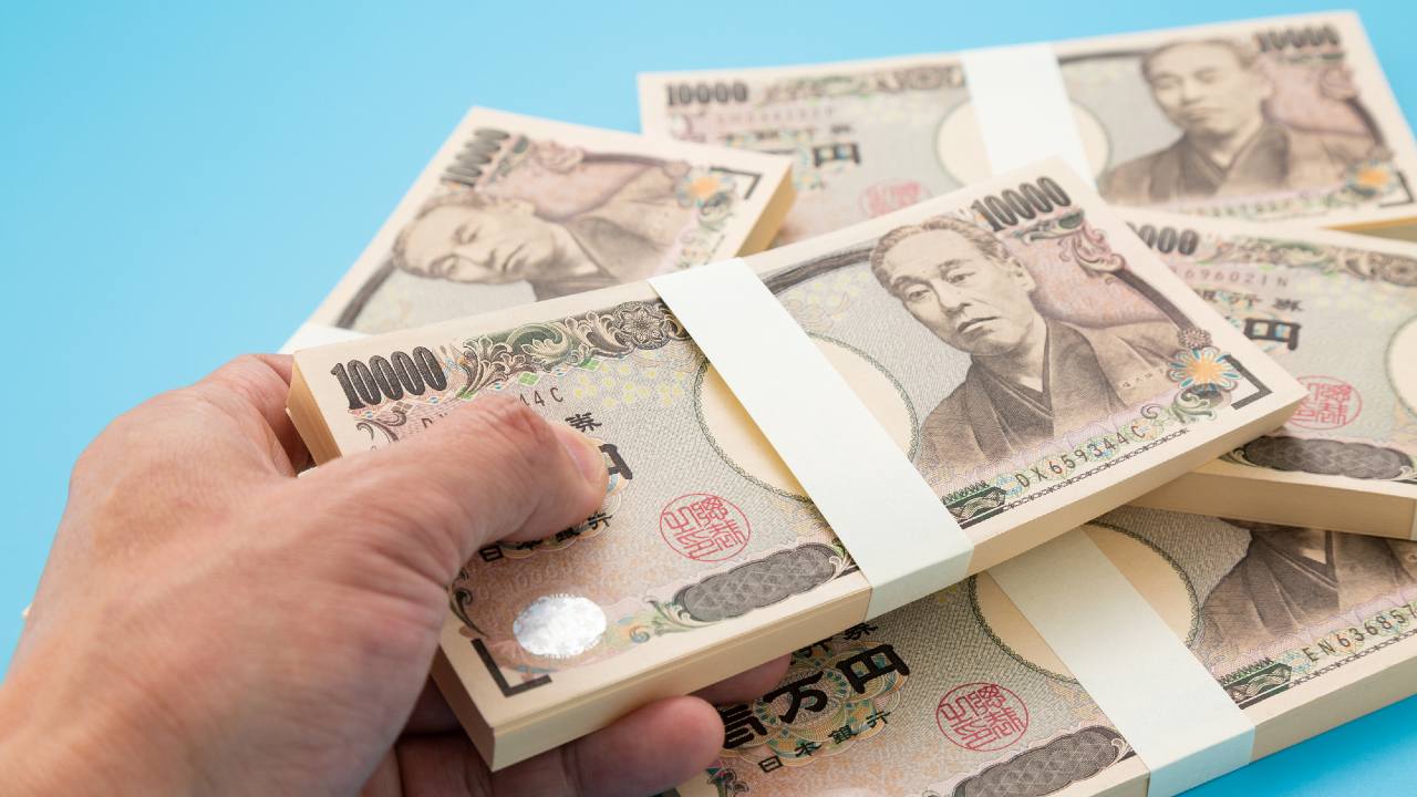 日本政府“悲願のインフレ”発生で預金封鎖の可能性？資産防衛のための3つの手段