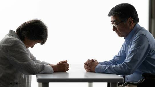 父の相続手続き中、母まで…相次ぐ両親の死で「複雑化する相続」をどうすれば【相続のプロが解説】
