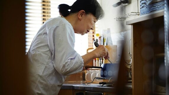 「今日も特売だけ」節約生活を続けた72歳女性が、“団地で暮らす資産家”になったワケ