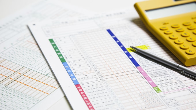 青色申告は白色申告に比べてどれぐらい節税効果が高いのか？