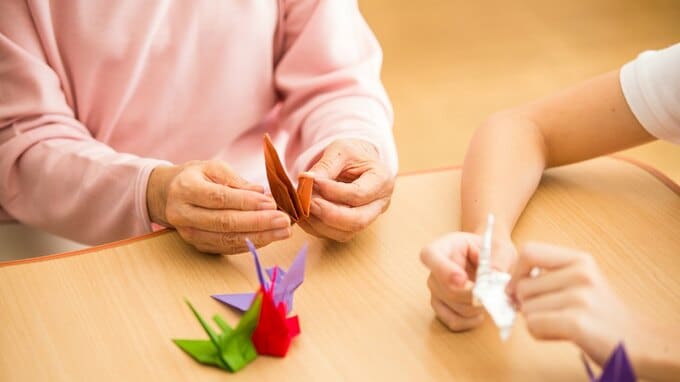 「もうウチじゃ面倒見られません」〈年金13万円〉82歳母が“老人ホーム退去”を迫られた日…行き場も金もない〈独居の果て〉