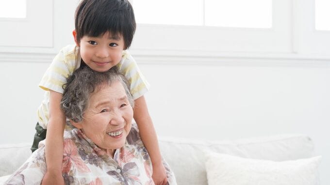 祖父母に5歳の孫の顔を見せるついでに、毎週末、実家近所で仕込み…年収600万円の会社員が「390万円を530万円に増やした」驚きの方法【ゴールドマンサックス出身の投資家の実体験】