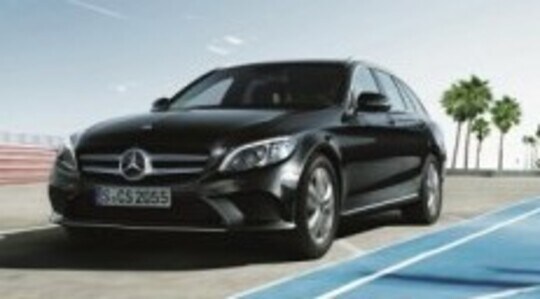 ［図表3］ドライブや旅行に最適な「Cクラス ステーションワゴン」 写真出典：メルセデス・ベンツ日本