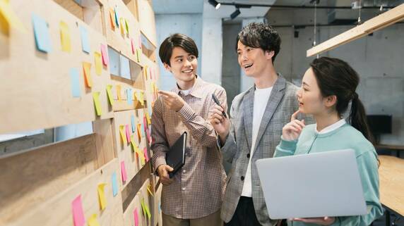 生成AI時代の市場価値は「問い」で決まる。アインシュタインが55分かけた思考の核心