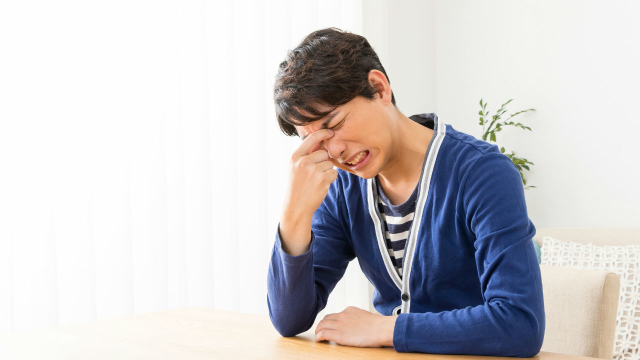 目が痛む 涙が出る 角膜炎 の原因や治療法を探る 富裕層向け資産防衛メディア 幻冬舎ゴールドオンライン