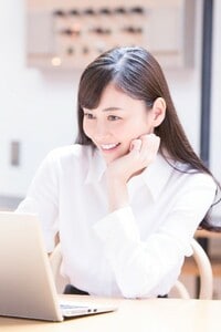 著者の杉原杏璃氏 写真提供：株式会社フィット