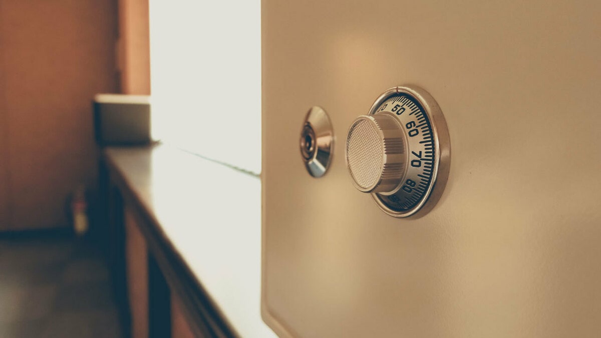 無駄な努力・・・「無記名債権」を利用した脱税行為の行く末 | ゴールドオンライン