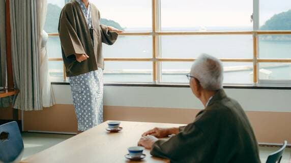 「これからは毎日一緒だな」退職金2,300万円で浮かれていた60歳夫…温泉旅行の夜、妻が見せた“想定外の表情”