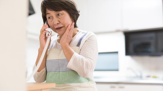 来なくていいのに…「GWも行くからね」娘が“孫連れ帰省”を予告。月20万円で年金生活を送る69歳主婦の「密かな本音」