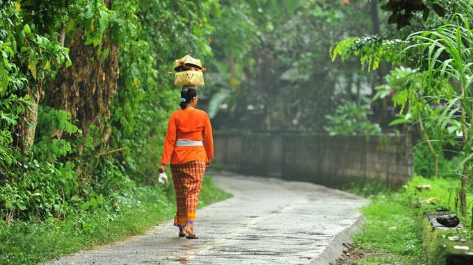 日頃からの人脈構築が鍵!? バリの不動産物件を巡る「情報戦」