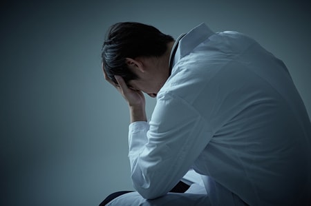 医療過誤はなぜ起こってしまうのか…（画像はイメージです／PIXTA）