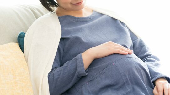 「帝王切開」は痛い?麻酔の方法・効果、産後の過ごし方について【産科麻酔科医ママが解説】