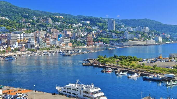 3億円超の箱根・伊豆・熱海の物件が売れまくり…「相続税ゼロ」の中国人が日本の不動産を買い叩く。税制の格差が生んだ、日本人が自国で“圧倒的に不利”になる現実