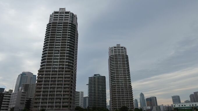 世帯年収2,000万円の30代夫婦「“残クレ住宅ローン”なら2億円のタワマンが買える…」と胸算用　病める東京マンション相場に激震、〈新型住宅ローン〉の真相