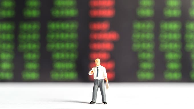 株価のトレンドを判断する鍵「ダイバージェンス」とは？