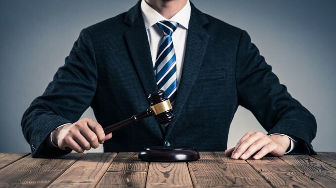 「情けない」嫁に介護を丸投げした我が子へ、父母が制裁を下す