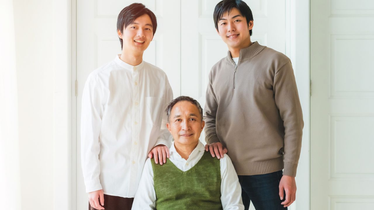 〈退職金2,200万円〉〈年金月20万円〉60代夫婦「これで一生安泰だ」のはずが、70歳目前に「1,000万円の出費」。兄弟平等が招いた「老後破産」の危機